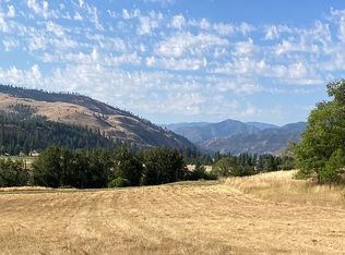 1 Deer Meadow Ln, Tonasket, WA 98814