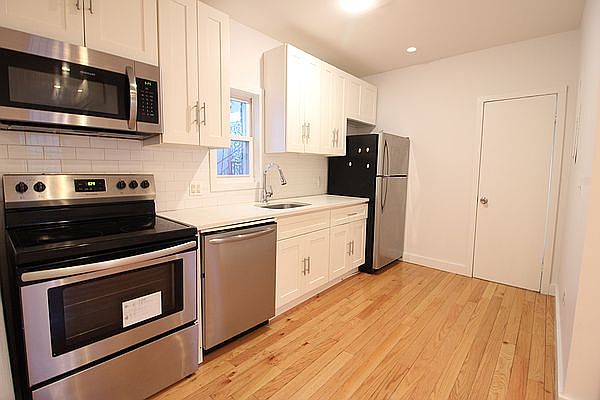 1st image of 71 Utica Ave #1P