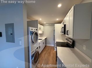 132 Sherman St #9, Cambridge, MA 02140