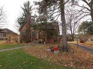 219 E Madison Ave, Milton, WI 53563