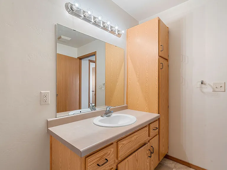 Havenwood Pointe Apartments — Photo 20