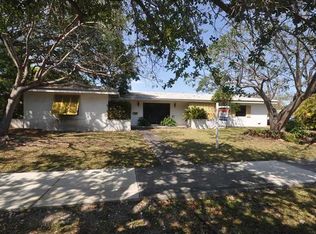 9701 Colonial Dr, Miami, FL 33157