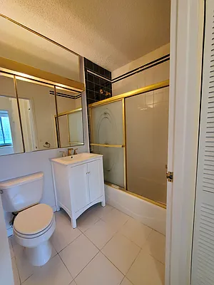 Rented by Luxury Habitat | media 22