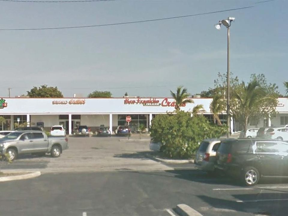 2nd image of 2506 N Roosevelt Blvd Ste 101