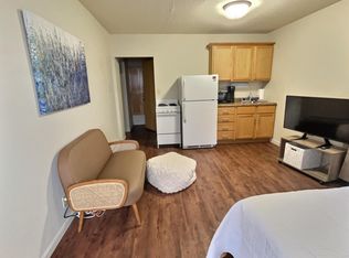 118 5th St SW #2, Cedar Rapids, IA 52404