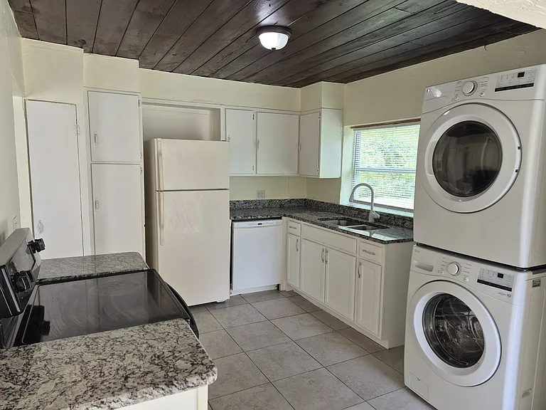 616 S Kentucky Ave — Photo 44