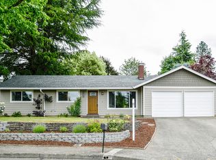 11895 SW Summer Crest Dr, Tigard, OR 97223