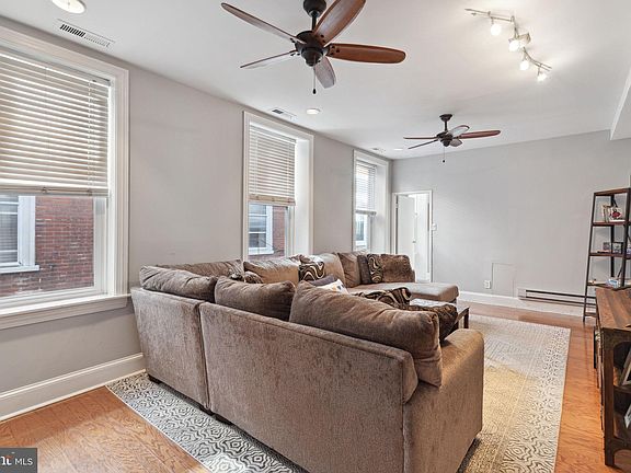 4th image of 1703 Wallace St APT 201
