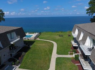 3616 Lakeshore Dr APT E10, Saint Joseph, MI 49085