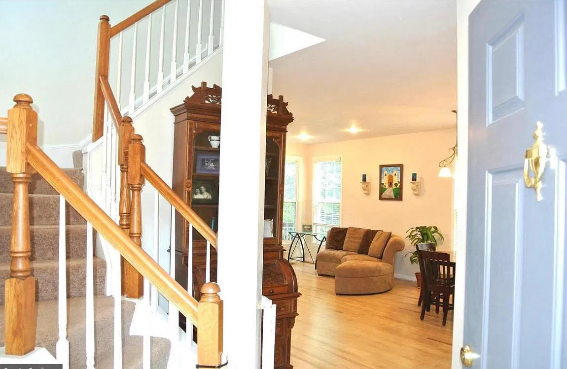 6519 Creek Run Dr — Photo 1