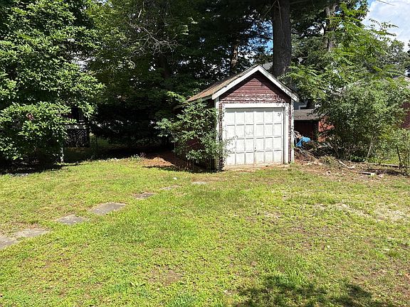 5th image of 28 Samoset Rd