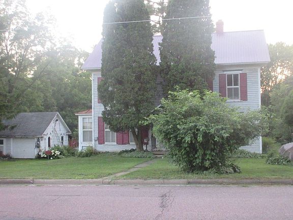 2nd image of 1016 Grand Ave