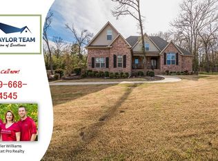 185 Cedar Creek Way, Fayetteville, AR 72703