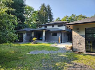 41 Sand Hill Lane, Florida, NY 10921