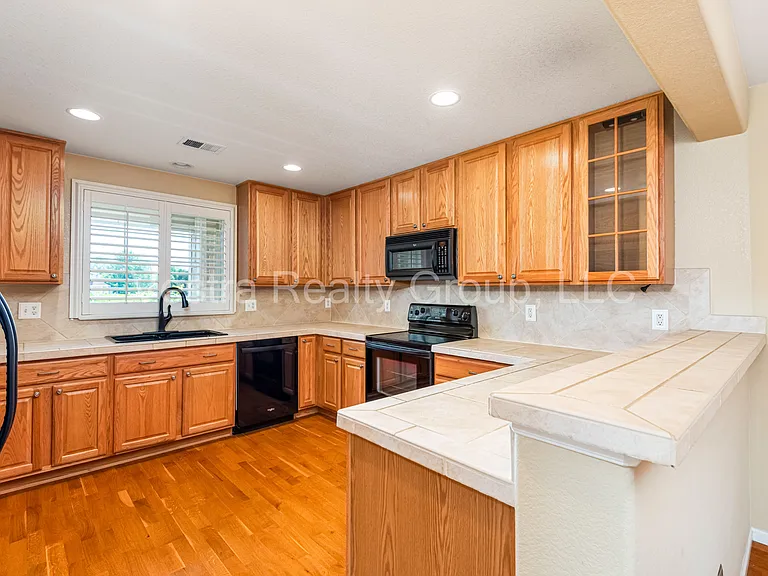 17273 E Wyoming Pl — Photo 13