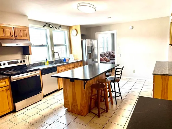 36 Spring Street, Newport, NH 03773