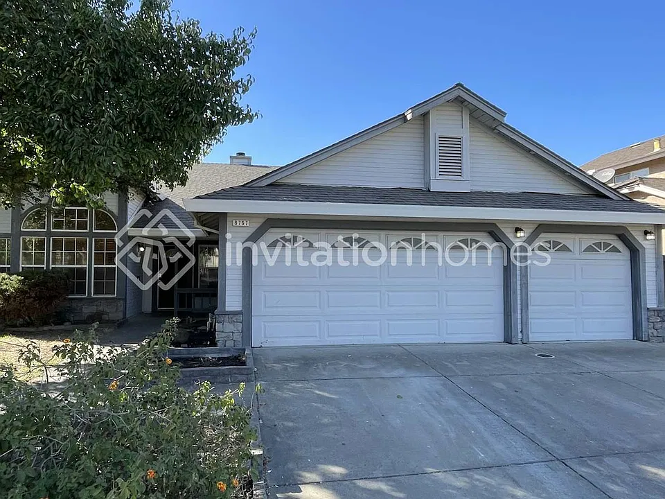 8767 Hollowstone Way
