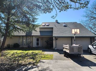 522 NW Woodson Dr, Grants Pass, OR