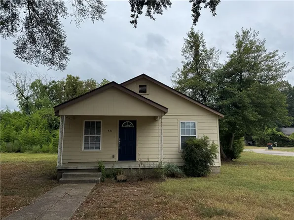 421 E F St, Russellville, AR 72801
