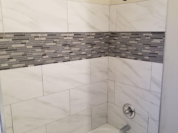 3rd image of 2059 Hazelwood St #1