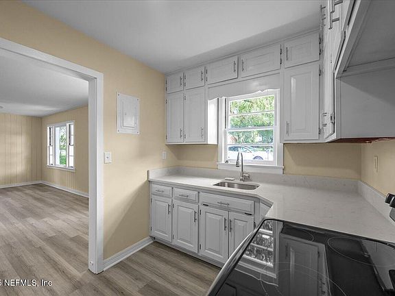 5th image of 1604 HUSSON Avenue