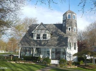 3556 S Channel Dr, Harsens Island, MI 48028