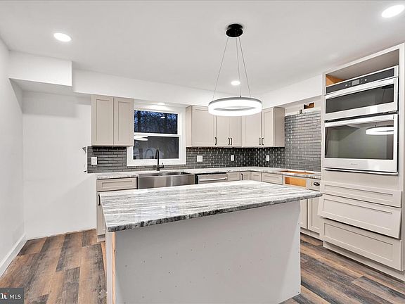 5th image of 145 N Wylam St