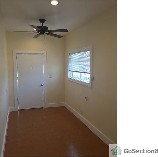 1st image of 9916 Beach St