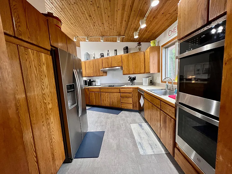 34373 Hilltop Dr — Photo 7
