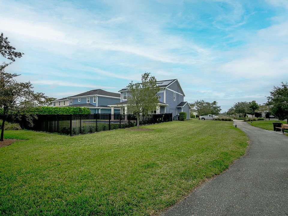 1st image of 913 Sterling Pine Place