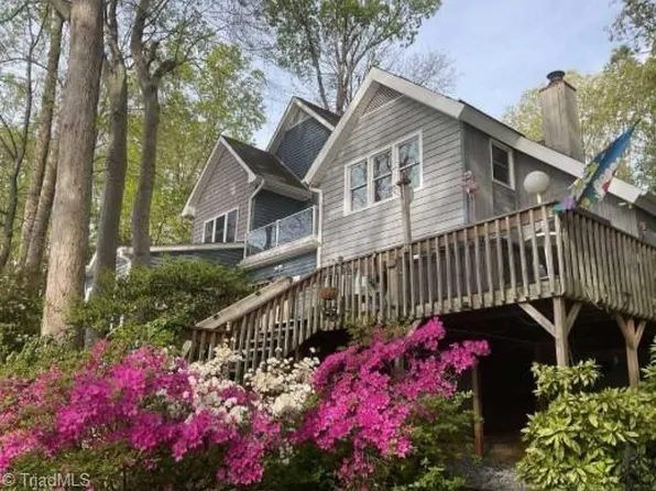 144 Riverside Ct, Lexington, NC 27292