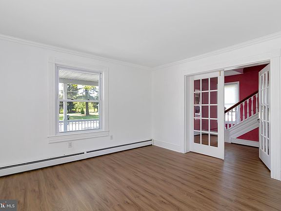 5th image of 403 W Market St