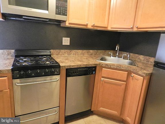 5th image of 26-30 S 22nd St #6