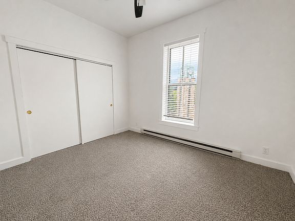 5th image of 916 Clinton St #202