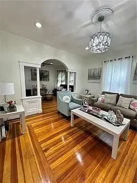 32 Reynolds Ave #1 — Photo 3