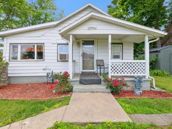 213 Riverview Ave, Elkhart, IN 46516