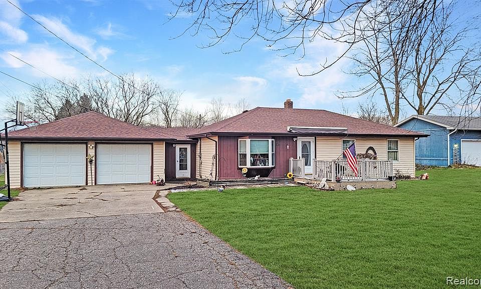 4095 E Carpenter Rd, Flint, MI 48506 Zillow