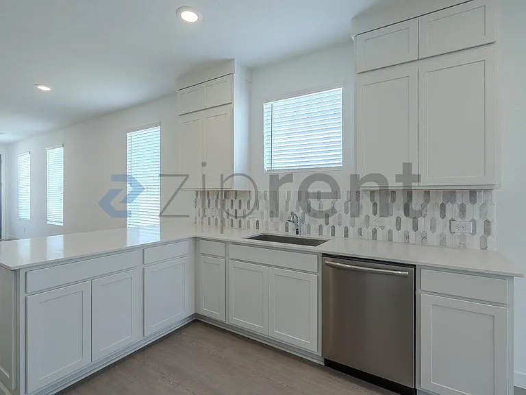 21514 Barnridge Ct — Photo 11