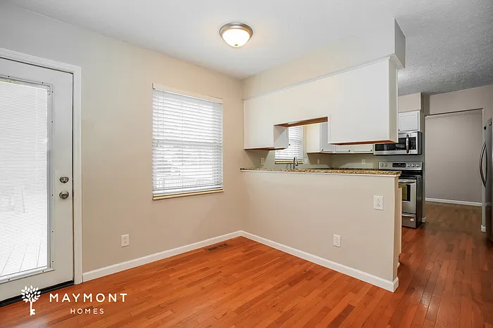 5506 Shannon Heights Blvd — Photo 7