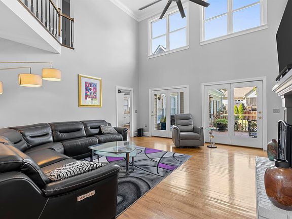 5th image of 501 Meadowsweet Ln
