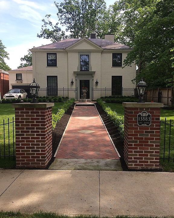 1st image of 13883 Lake Ave