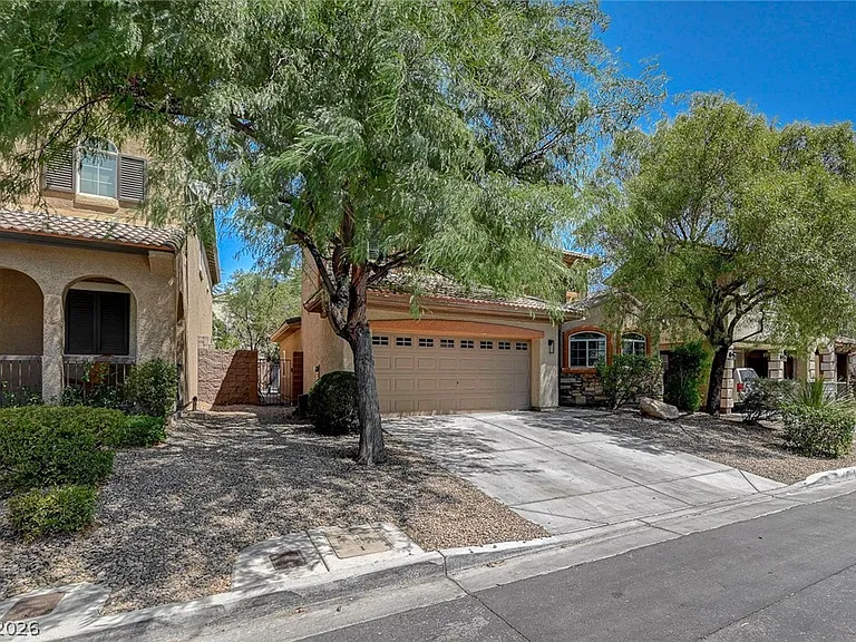 8454 Cerritos Ct — Photo 44