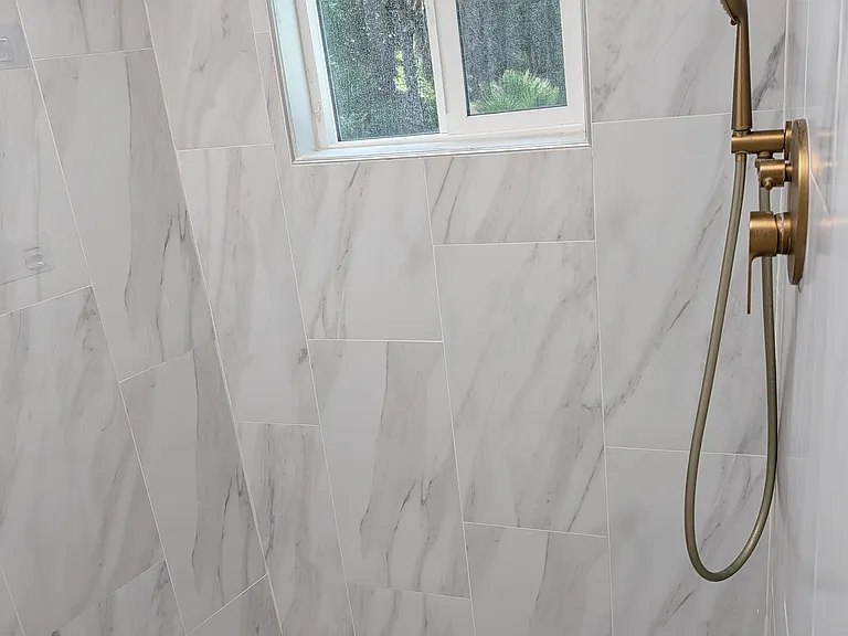 Bathroom Large shower
