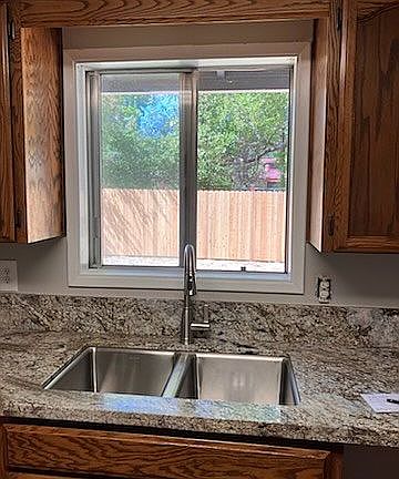 3rd image of 707 Widean Ln
