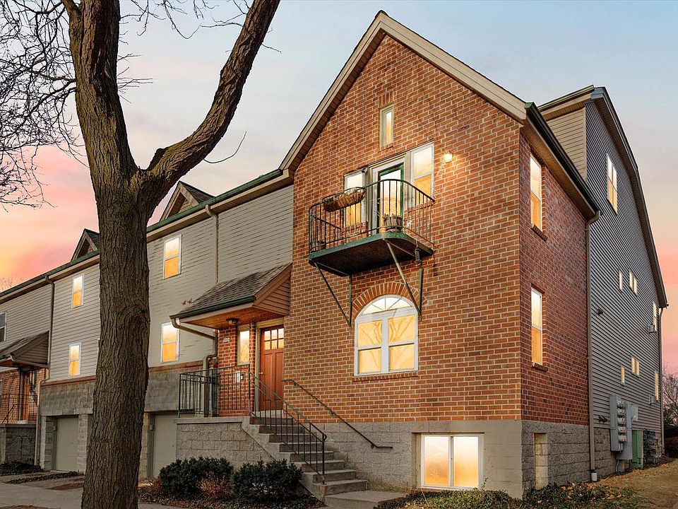 1st image of 2424 South Wentworth AVENUE #6