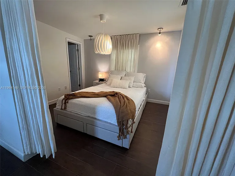 265B Palm Ave — Photo 15