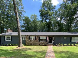 1935 Bellewood Rd, Jackson, MS 39211