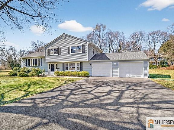 2nd image of 7 Griggs Rd