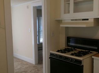 313 1/2 S Broad St, Gastonia, NC 28052