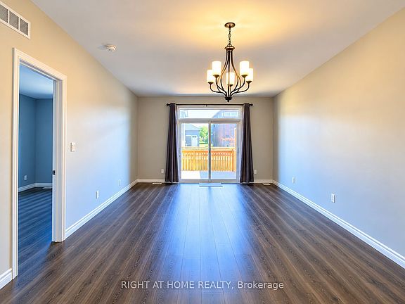 3rd image of 64 Ledgerock Ct